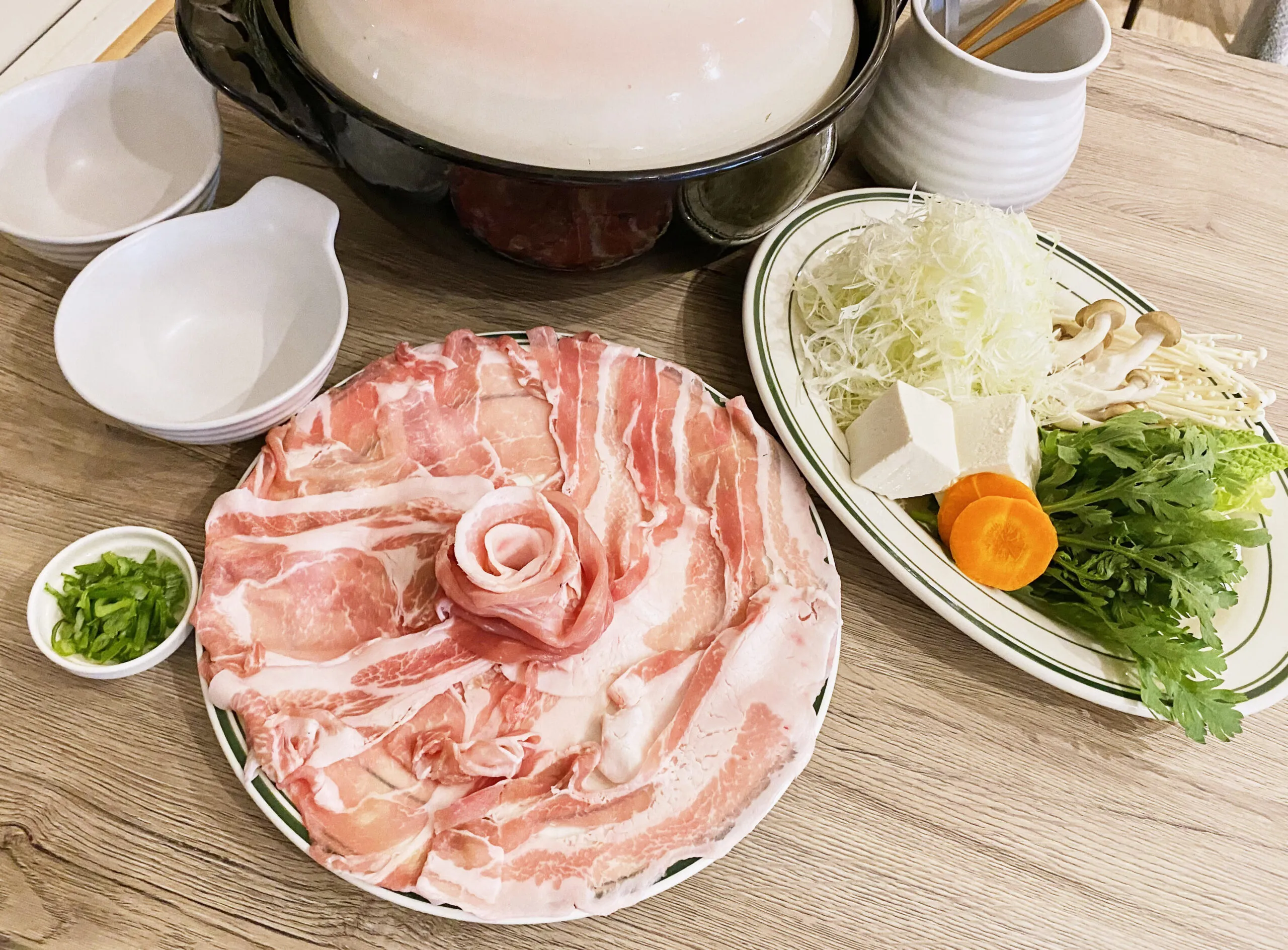 むさし麦豚と深谷ねぎのしゃぶしゃぶ鍋